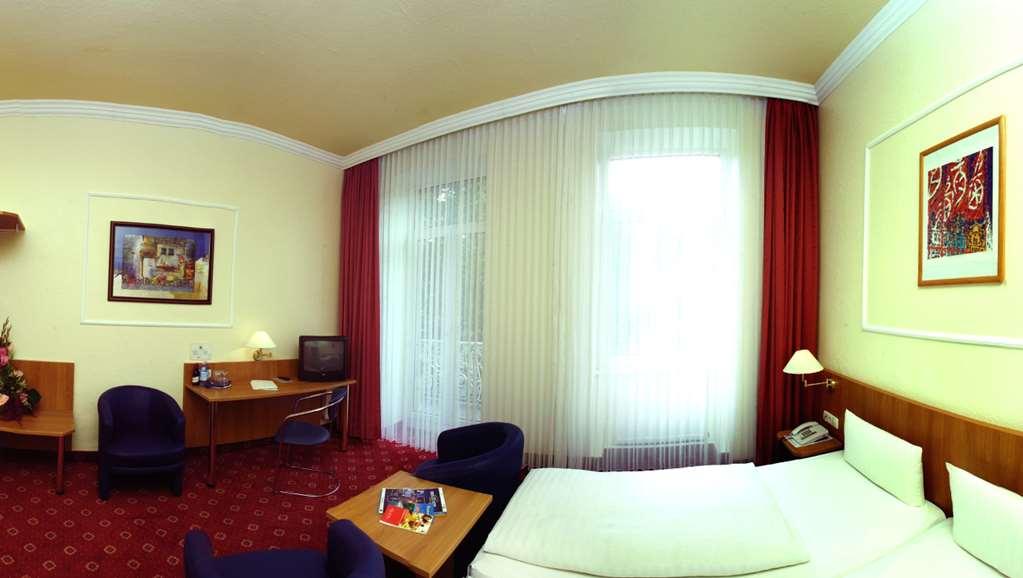 Hotel Koenigshof Maguncia Habitación foto
